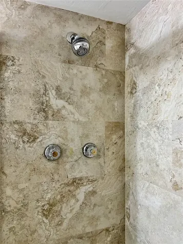 2780 NE 183rd Street Aventura FL 33160
