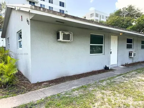 623 NW 3rd Avenue Fort Lauderdale FL 33311
