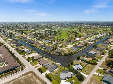 1808 SW 8th Place Cape Coral FL 33991