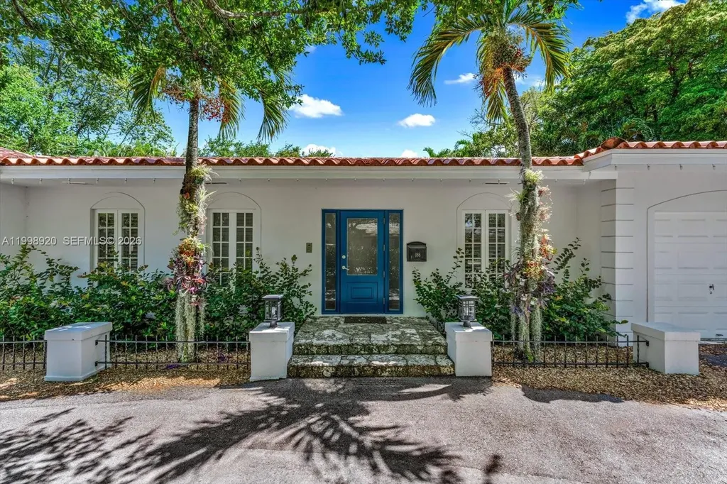 186 Edgewater Drive Coral Gables FL 33133