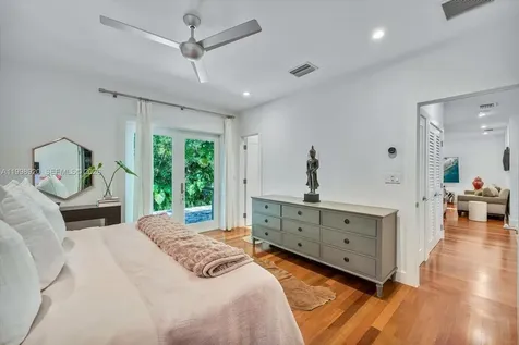 186 Edgewater Drive Coral Gables FL 33133