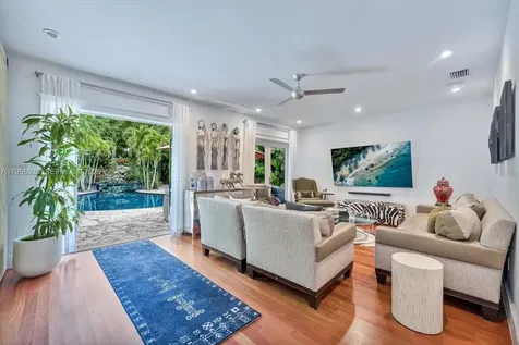 186 Edgewater Drive Coral Gables FL 33133