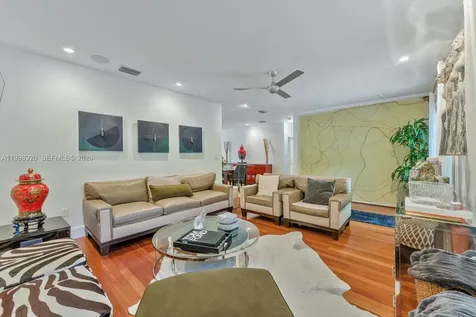 186 Edgewater Drive Coral Gables FL 33133