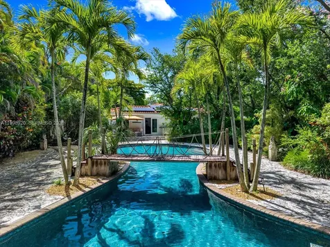 186 Edgewater Drive Coral Gables FL 33133