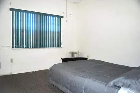18707 NE 14th Avenue Miami FL 33179