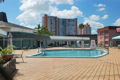18707 NE 14th Avenue Miami FL 33179