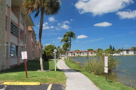 18707 NE 14th Avenue Miami FL 33179