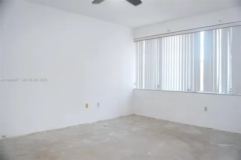 18707 NE 14th Avenue Miami FL 33179