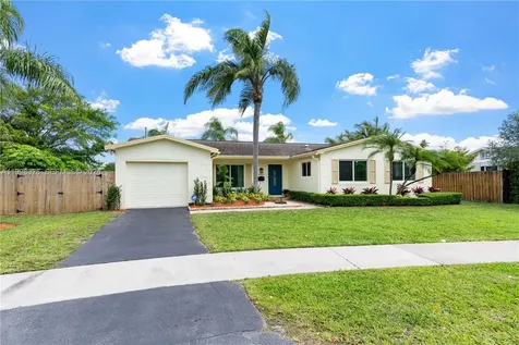 10325 SW 102nd Court Miami FL 33176