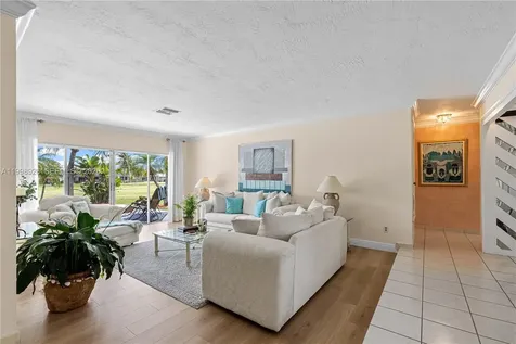 10325 SW 102nd Court Miami FL 33176