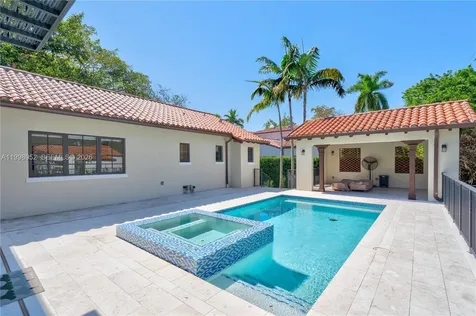 519 Alhambra Circle Coral Gables FL 33134