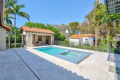 519 Alhambra Circle Coral Gables FL 33134