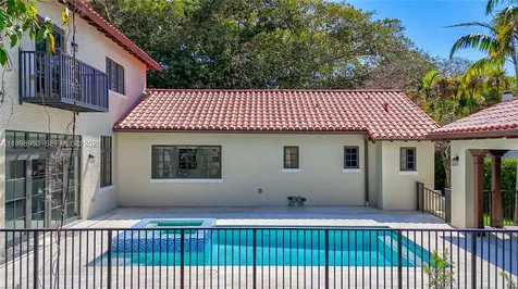 519 Alhambra Circle Coral Gables FL 33134