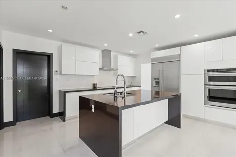 519 Alhambra Circle Coral Gables FL 33134