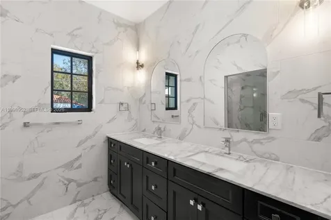 519 Alhambra Circle Coral Gables FL 33134