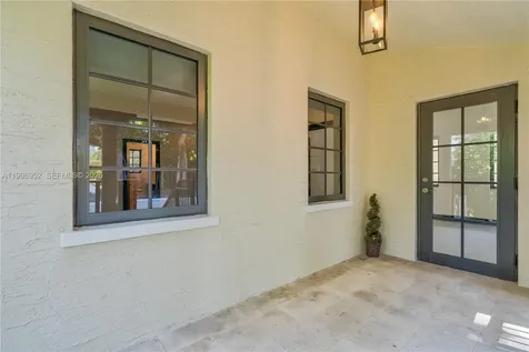 519 Alhambra Circle Coral Gables FL 33134