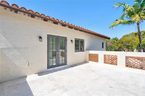 519 Alhambra Circle Coral Gables FL 33134