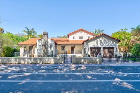519 Alhambra Circle Coral Gables FL 33134