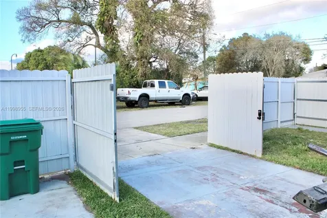 17710 SW 102nd Avenue Miami FL 33157