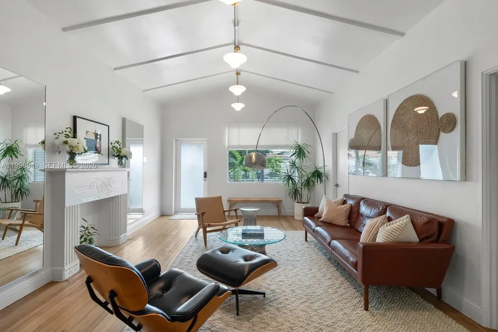1310 Flamingo Way Miami Beach FL 33139