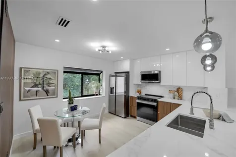 7736 La Mirada Drive Boca Raton FL 33433