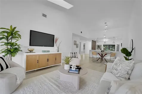 7736 La Mirada Drive Boca Raton FL 33433