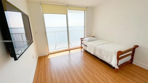 1200 Brickell Bay Drive Miami FL 33131