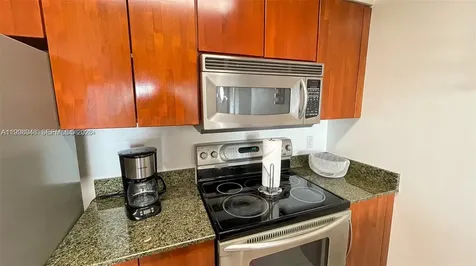 1200 Brickell Bay Drive Miami FL 33131
