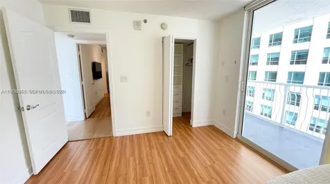 1200 Brickell Bay Drive Miami FL 33131