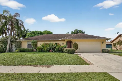 701 NW 41st Terrace Deerfield Beach FL 33442