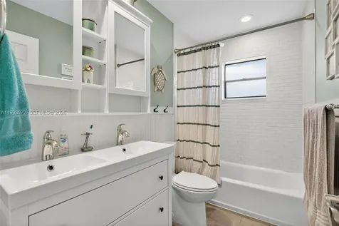 701 NW 41st Terrace Deerfield Beach FL 33442