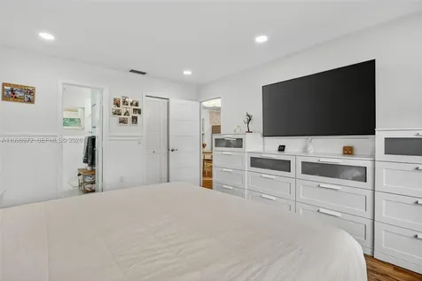 701 NW 41st Terrace Deerfield Beach FL 33442