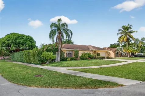 701 NW 41st Terrace Deerfield Beach FL 33442