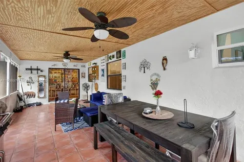 701 NW 41st Terrace Deerfield Beach FL 33442