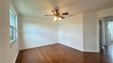 1141 Scarborough Drive Davie FL 33324