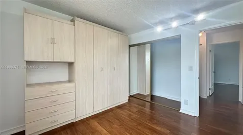 1141 Scarborough Drive Davie FL 33324