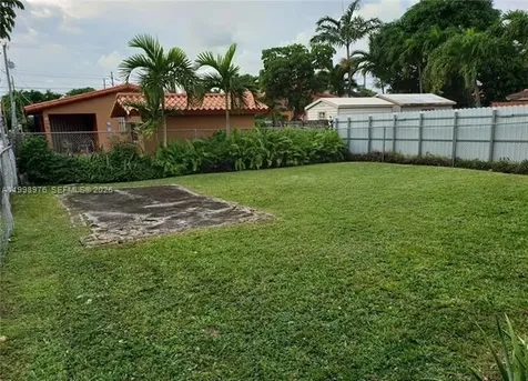 254 NW 60 Court Miami FL 33126