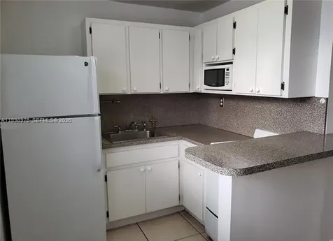 254 NW 60 Court Miami FL 33126
