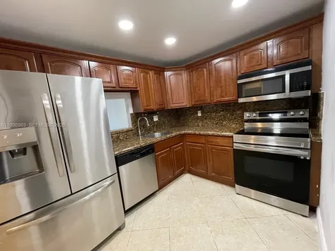 9143 SW 77th Avenue Miami FL 33156