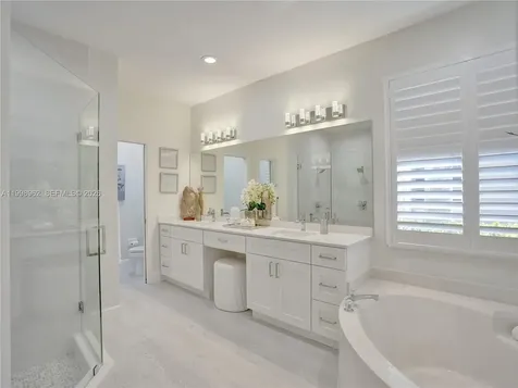 1356 Ginger Circle Weston FL 33326