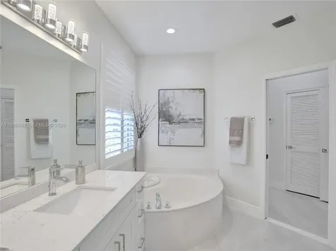 1356 Ginger Circle Weston FL 33326