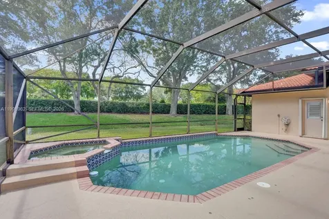 1356 Ginger Circle Weston FL 33326