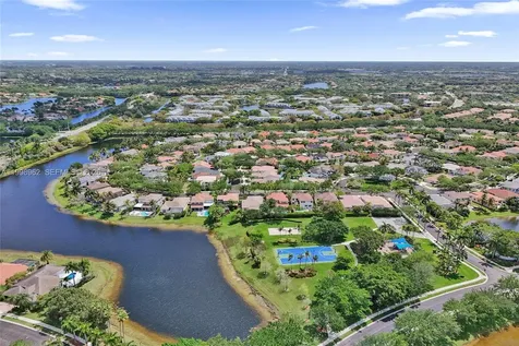1356 Ginger Circle Weston FL 33326