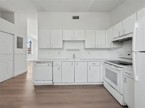 21553 SW 87th Court Cutler Bay FL 33189