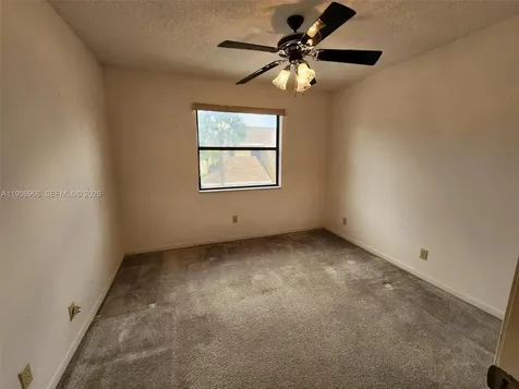 200 SW 95th Terrace Pembroke Pines FL 33025