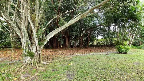 1912 Palmland Drive Boynton Beach FL 33436