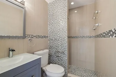 1682 NE 124th Lane North Miami FL 33181