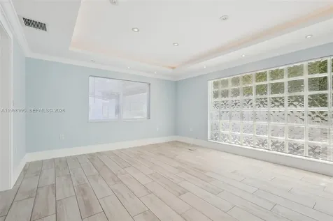 1682 NE 124th Lane North Miami FL 33181
