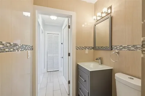 1682 NE 124th Lane North Miami FL 33181