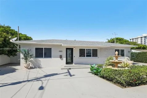 1682 NE 124th Lane North Miami FL 33181